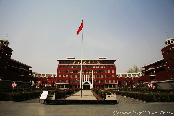 河北傳媒學(xué)院,設(shè)計(jì)講座,設(shè)計(jì)大師,濟(jì)南設(shè)計(jì)大師